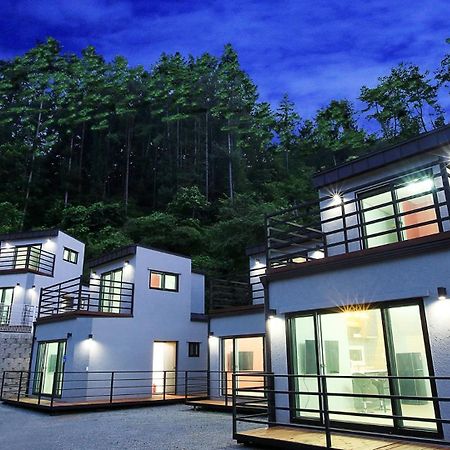 Hongcheon Stone Brown Pension Exterior foto